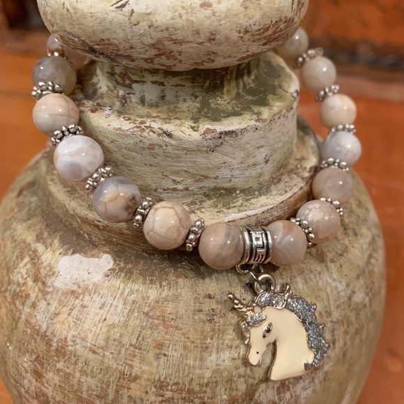 NEW Tibetan White Unicorn & Fire Agate Ball Stretchy Bracelet Approx. 7”… - Picture 5 of 7